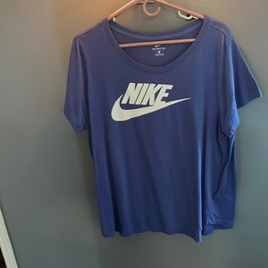 Women’s Nike tee
